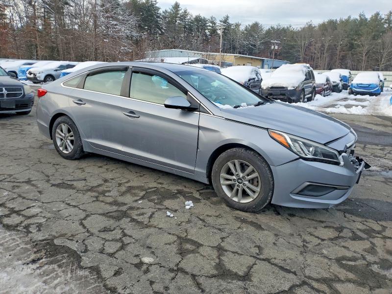 Photo 4 from auction – 2016 HYUNDAI SONATA SE with VIN 5NPE24AF3GH310831