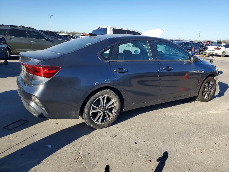 Photo 3 from auction – 2023 KIA FORTE with VIN 3KPF24AD6PE621483