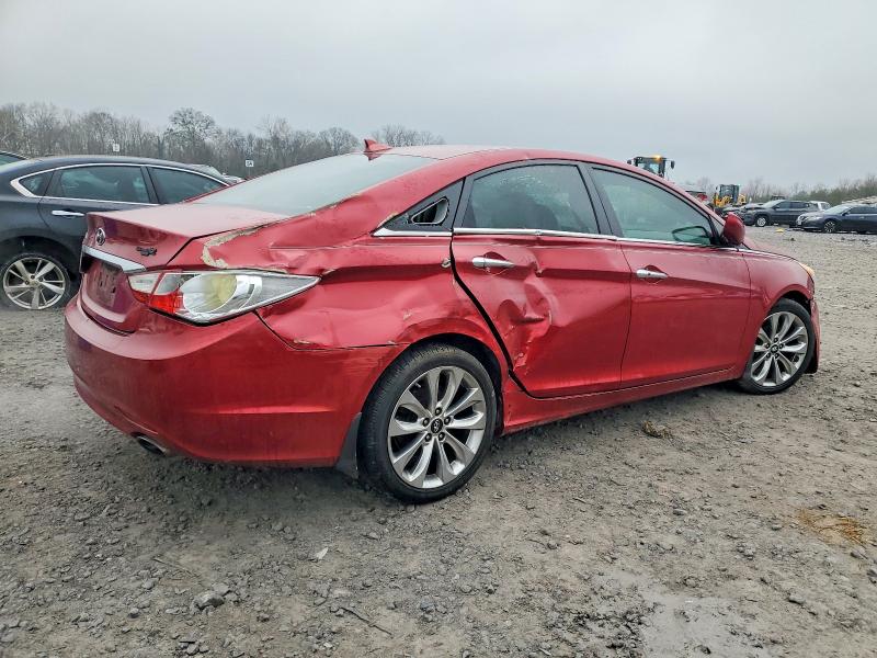 Photo 3 from auction – 2013 HYUNDAI SONATA with VIN 5NPEC4AC0DH583630