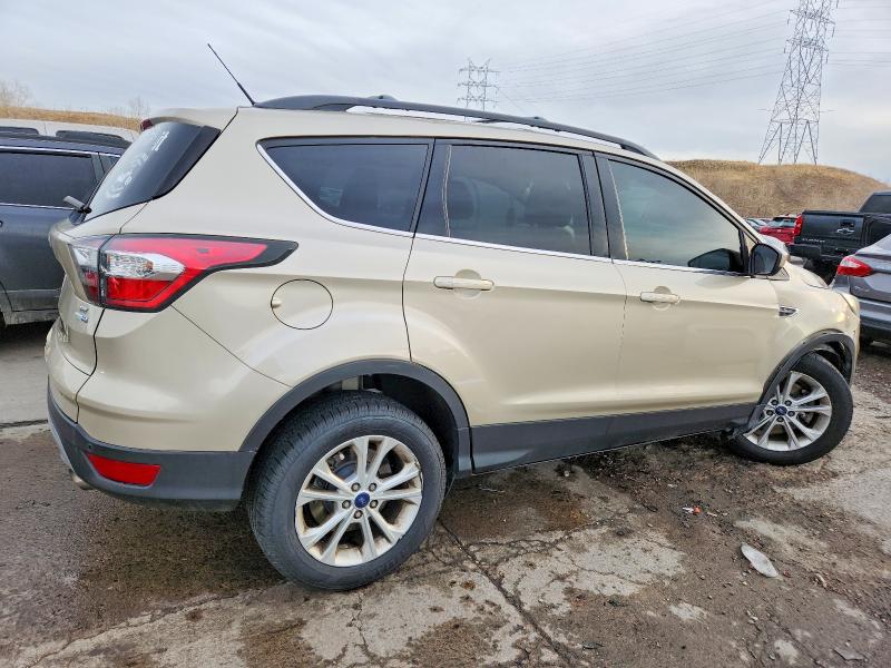 Photo 3 from auction – 2017 FORD ESCAPE SE with VIN 1FMCU9GD3HUB23922