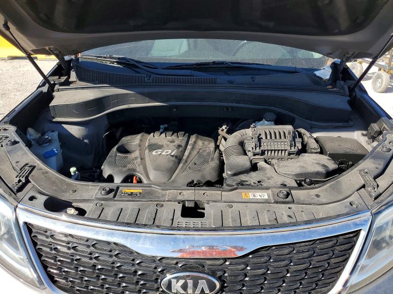 Photo 12 from auction – 2014 KIA SORENTO LX with VIN 5XYKTCA60EG523153