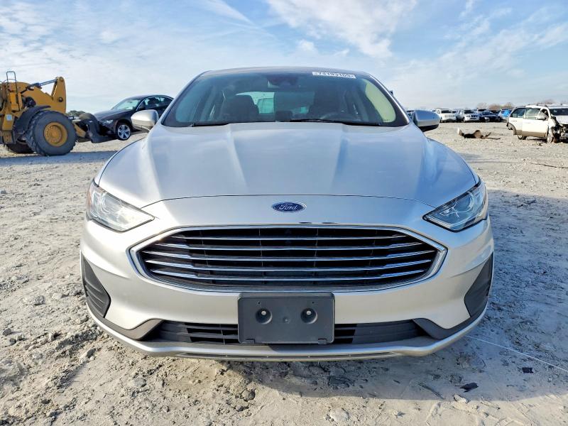 Photo 5 from auction – 2019 FORD FUSION SE with VIN 3FA6P0HD2KR152187