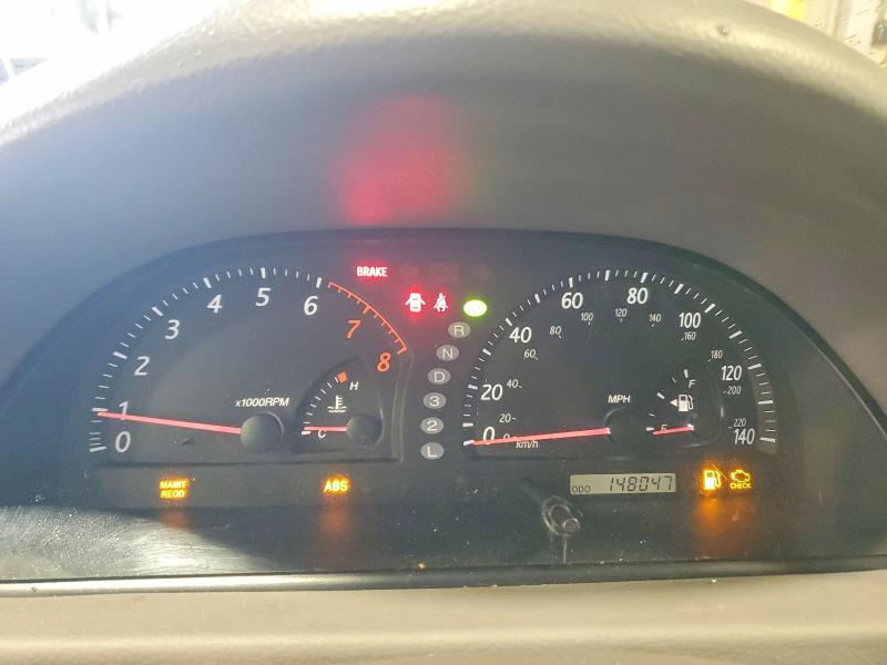 Photo 9 from auction – 2004 TOYOTA CAMRY LE with VIN 4T1BF30K34U064649