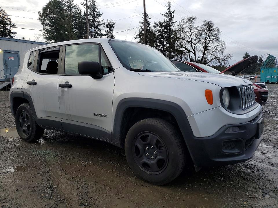 Photo 4 from auction – 2017 JEEP RENEGADE S with VIN ZACCJBAB5HPF47843