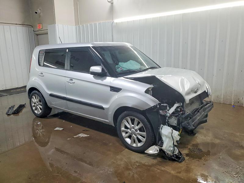 Photo 4 from auction – 2012 KIA SOUL with VIN KNDJT2A61C7429055
