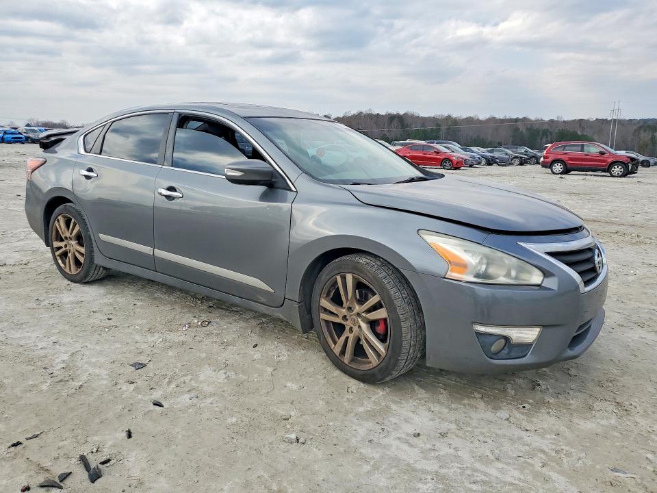 Photo 4 from auction – 2015 NISSAN ALTIMA 3.5 with VIN 1N4BL3AP8FC226376