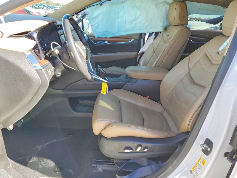 Photo 7 from auction – 2017 CADILLAC XT5 PLATIN with VIN 1GYKNFRS7HZ142736