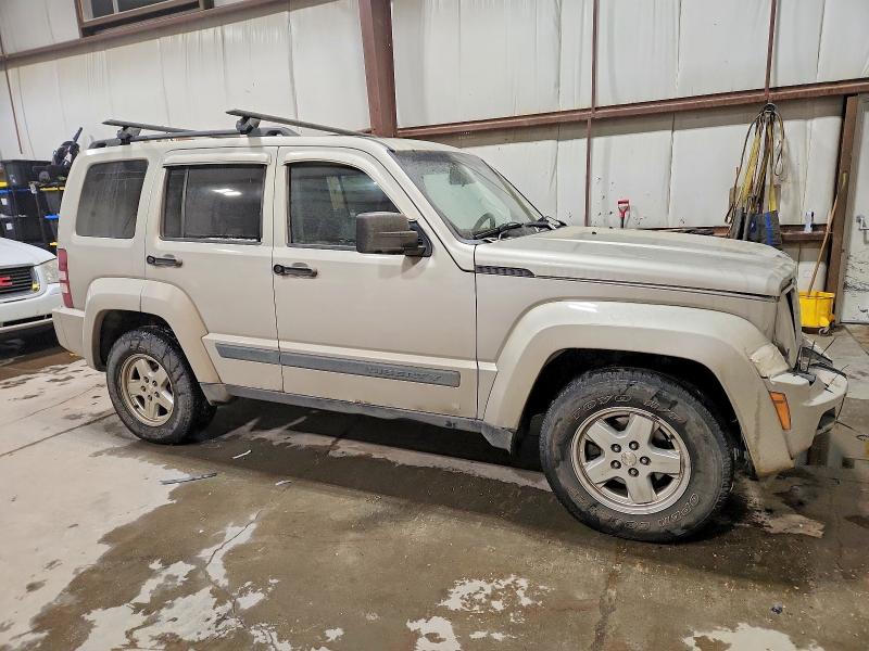 Photo 4 from auction – 2008 JEEP LIBERTY with VIN 1J8GN28K98W153642