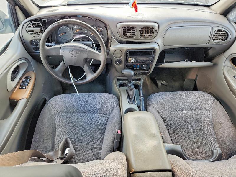 Photo 8 from auction – 2004 CHEVROLET TRAILBLAZER with VIN 1GNDS13S942425216