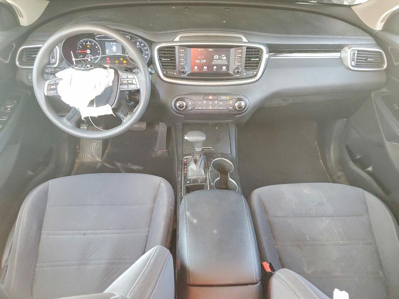 Photo 8 from auction – 2019 KIA SORENTO with VIN 5XYPG4A34KG581879
