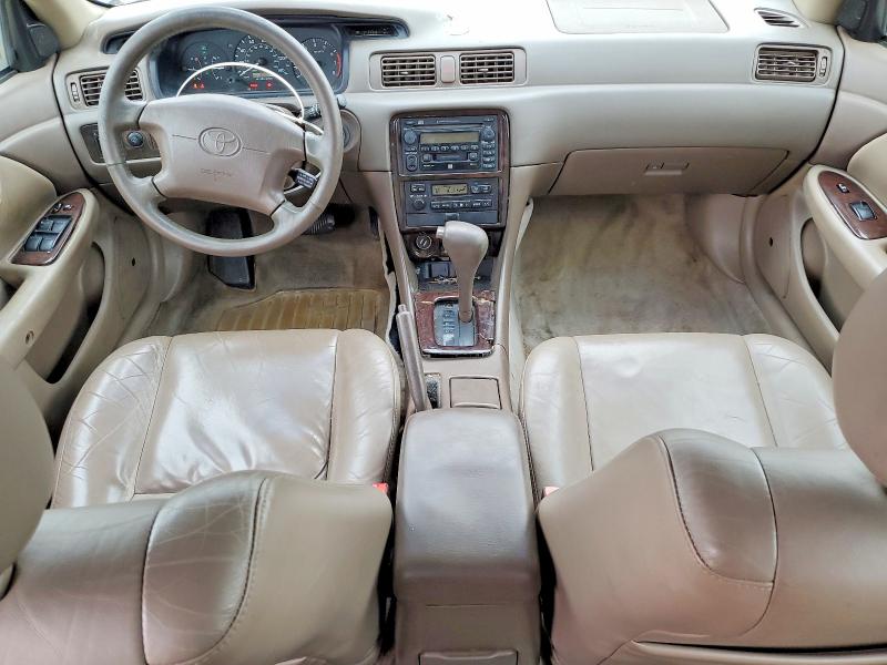 Photo 8 from auction – 2001 TOYOTA CAMRY LE with VIN 4T1BF28K11U119643
