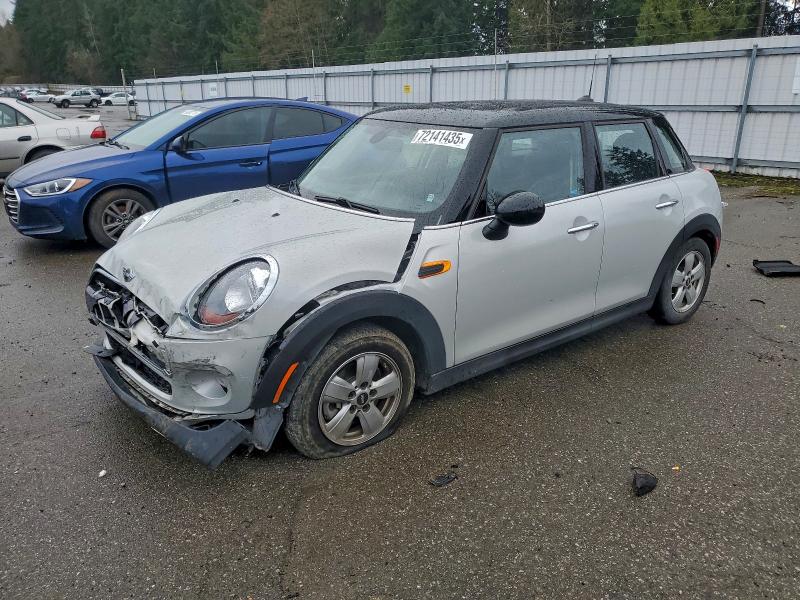MINI COOPER 2016 with VIN WMWXU1C57G2E16772 - Photo from auction