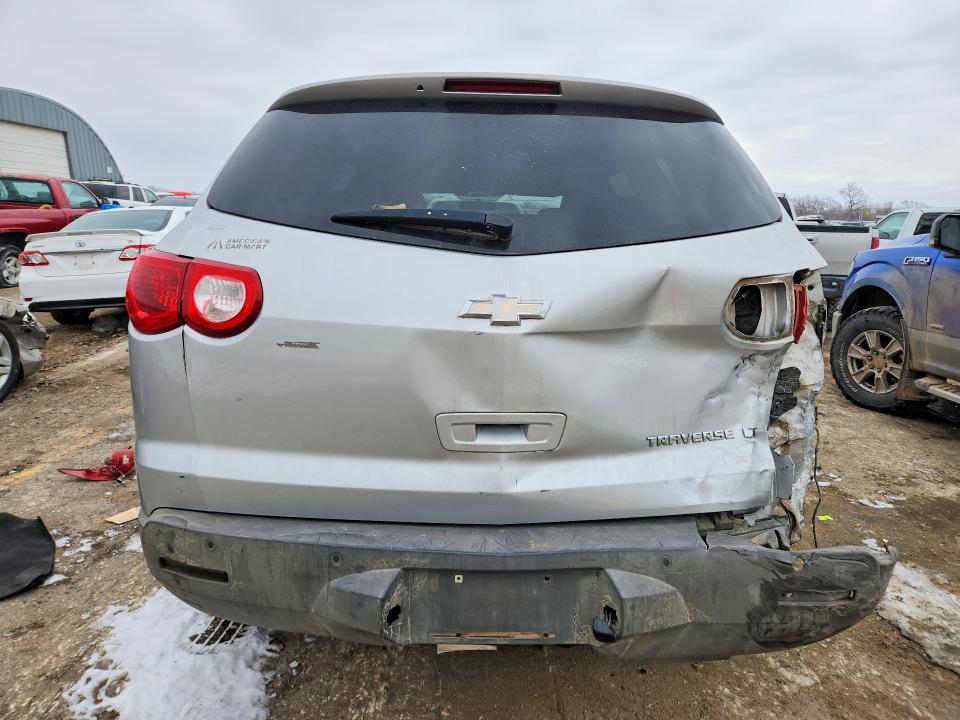 Photo 6 from auction – 2012 CHEVROLET TRAVERSE with VIN 1GNKRGED4CJ262421