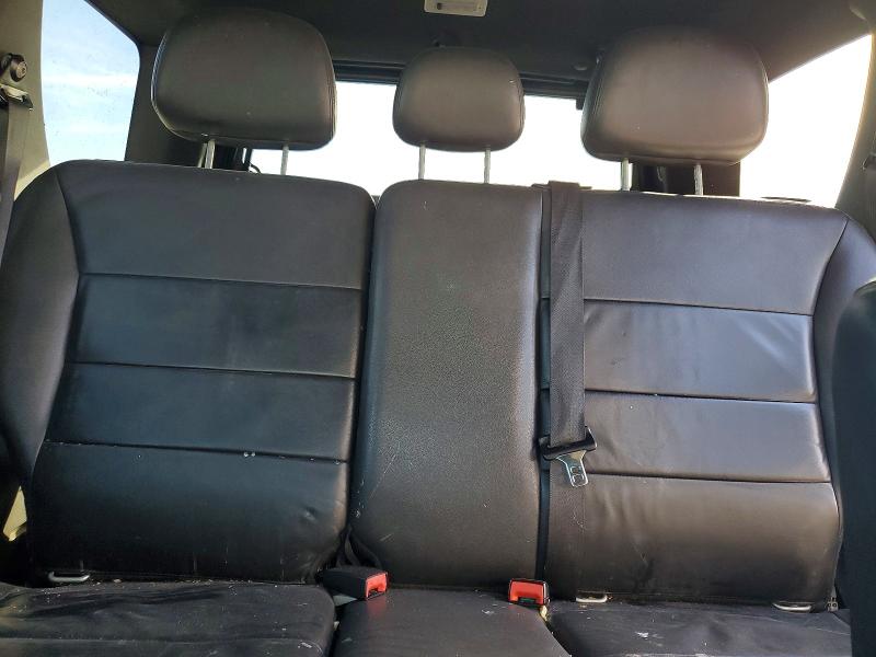 Photo 10 from auction – 2010 FORD ESCAPE with VIN 1FMCU0EG9AKD00676
