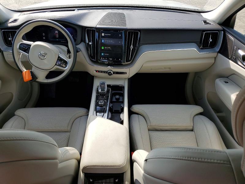 Photo 8 from auction – 2025 VOLVO XC60 ULTRA with VIN YV4M12RM6S1016519