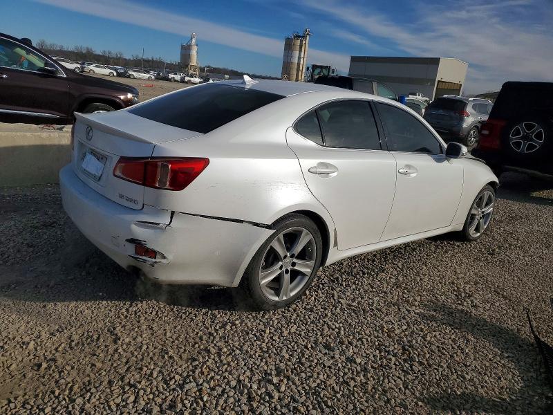 Photo 3 from auction – 2011 LEXUS IS 250 with VIN JTHBF5C25B5146979