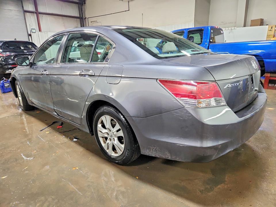 Photo 2 from auction – 2010 HONDA ACCORD with VIN 1HGCP2F48AA123203
