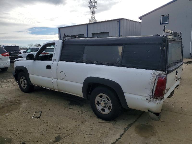 Photo 2 from auction – 2003 CHEVROLET SILVERADO with VIN 1GCEC14VX3E325965
