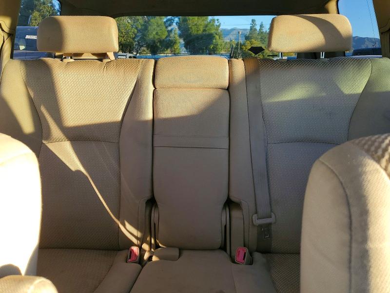 Photo 10 from auction – 2004 TOYOTA HIGHLANDER with VIN JTEDP21A740026967