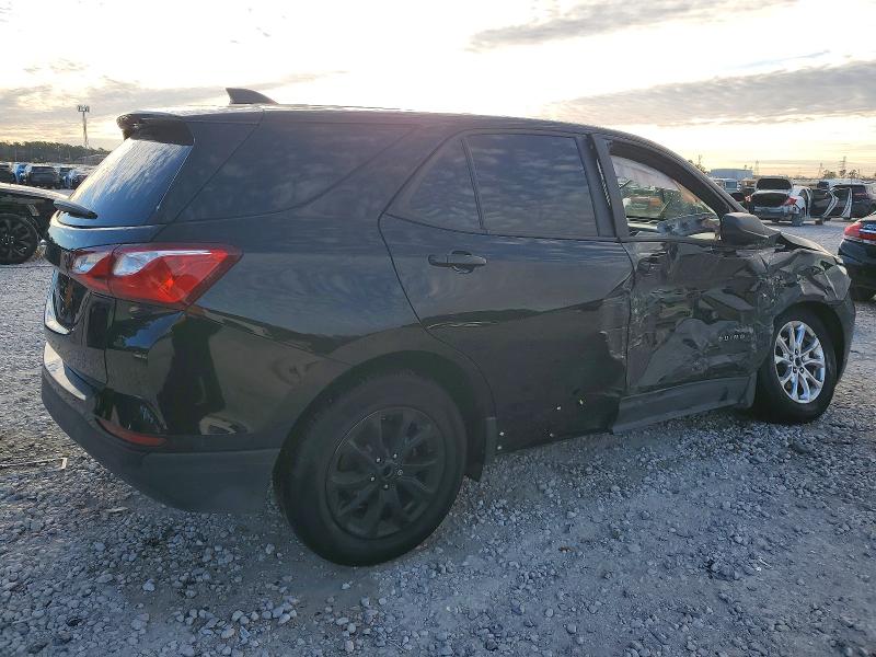 Photo 3 from auction – 2020 CHEVROLET EQUINOX LS with VIN 2GNAXHEV7L6239762