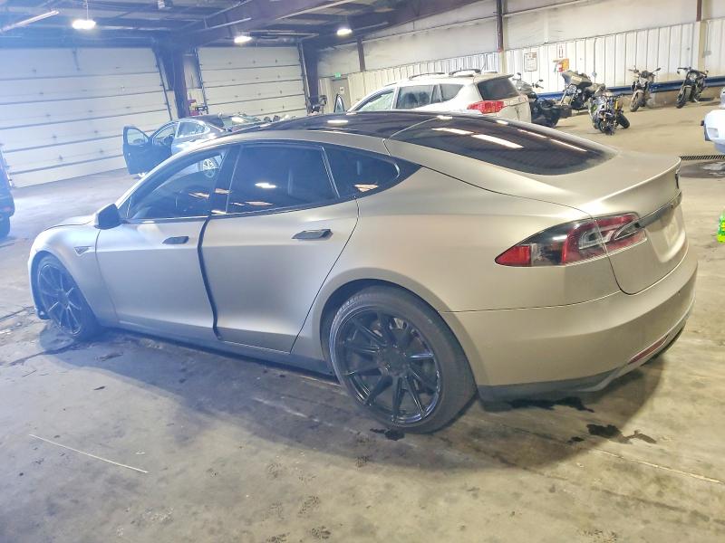 Photo 2 from auction – 2015 TESLA MODEL S with VIN 5YJSA1E24FF116589