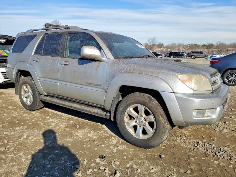 Photo 4 from auction – 2005 TOYOTA 4RUNNER SR with VIN JTEBU14R858039239