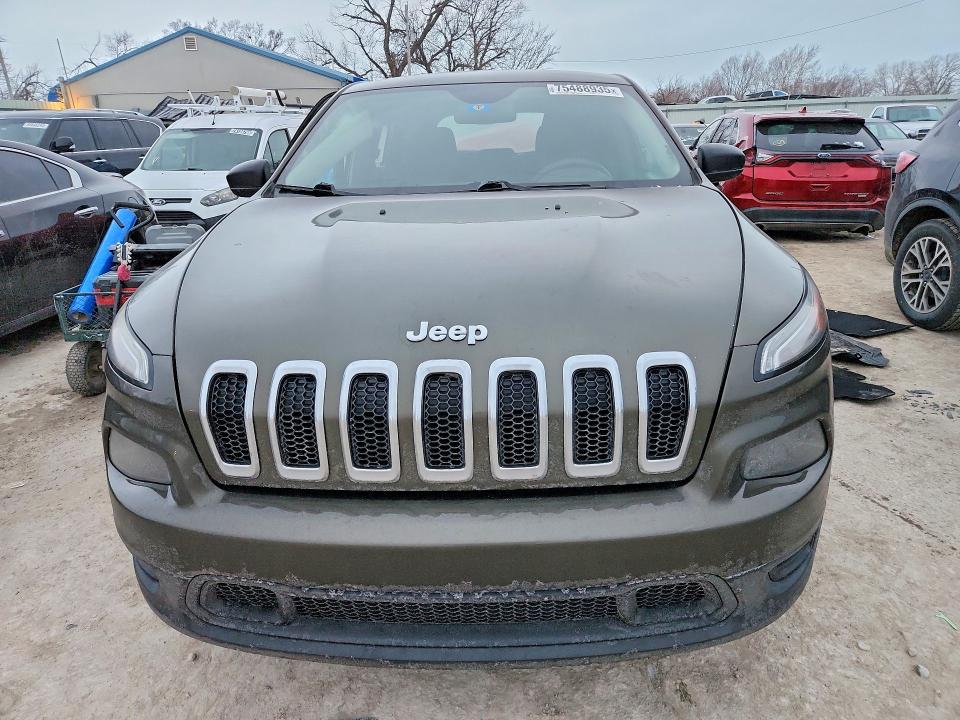 Photo 5 from auction – 2015 JEEP CHEROKEE with VIN 1C4PJMAB3FW665693