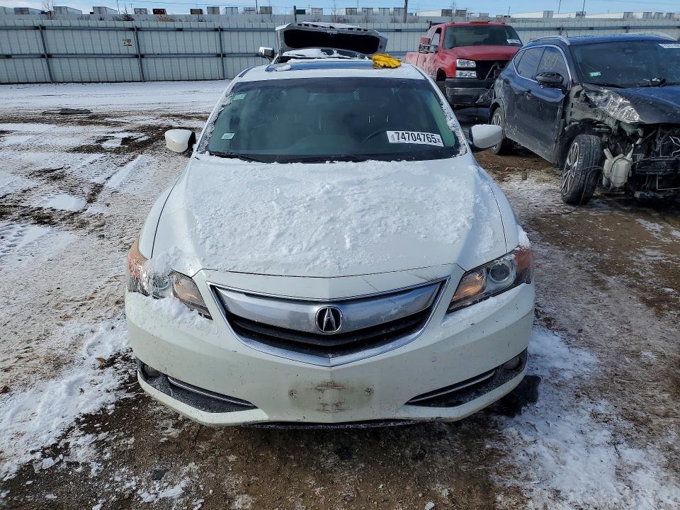 Photo 5 from auction – 2013 ACURA ILX HYBRID with VIN 19VDE3F72DE301660