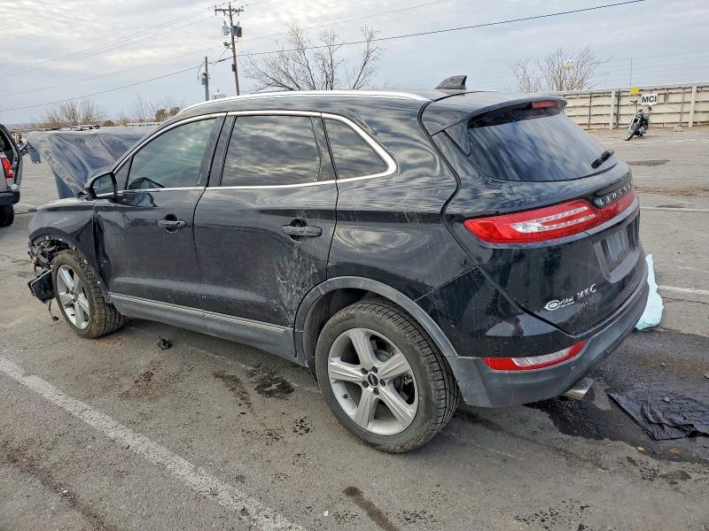 Photo 2 from auction – 2017 LINCOLN MKC PREMIE with VIN 5LMCJ1C91HUL52513