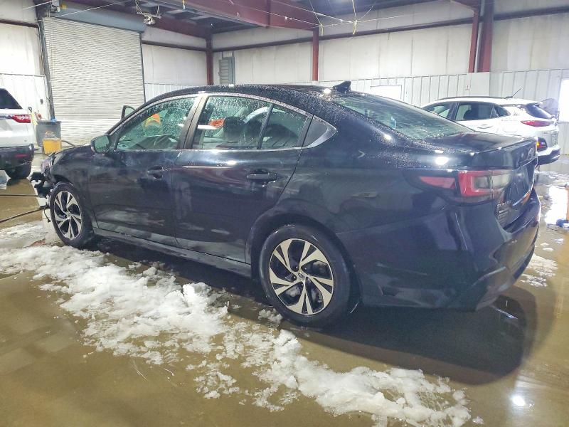 Photo 2 from auction – 2020 SUBARU LEGACY with VIN 4S3BWAB60L3005894