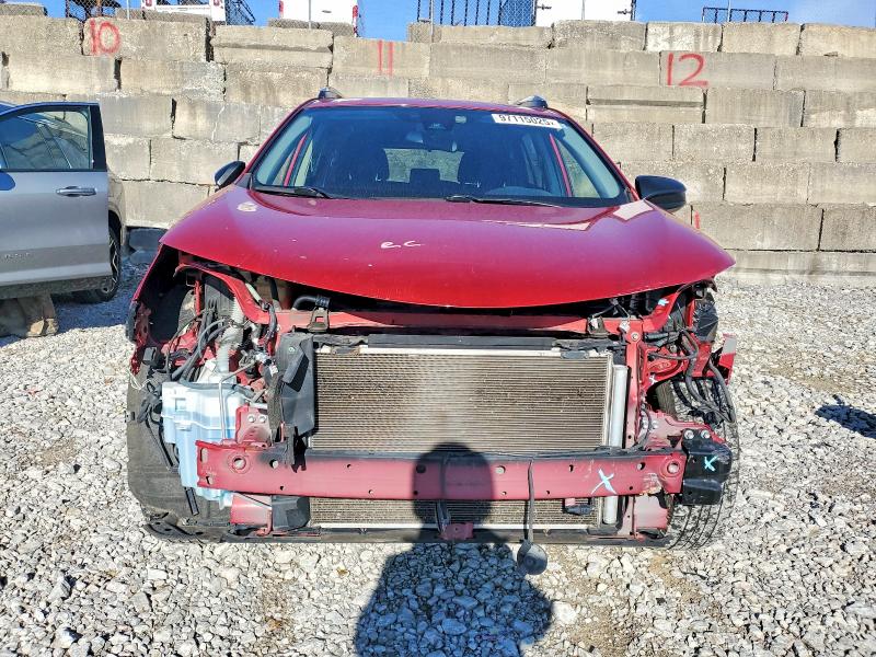 Photo 5 from auction – 2017 TOYOTA RAV4 LE with VIN JTMZFREV9HJ113045