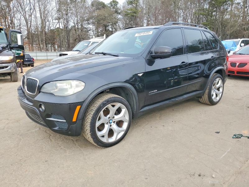 BMW X5 XDRIVE3 2013 with VIN 5UXZV4C54D0E14140 - Photo from auction