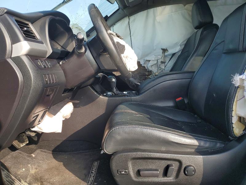Photo 7 from auction – 2018 TOYOTA HIGHLANDER with VIN 5TDKZRFH5JS549210