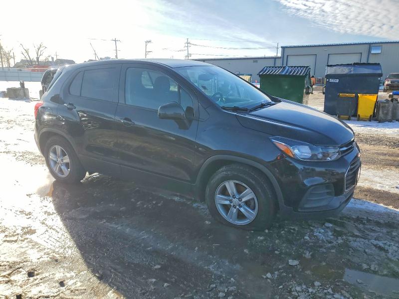 Photo 4 from auction – 2020 CHEVROLET TRAX LS with VIN KL7CJKSB1LB070701