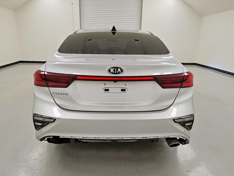 Photo 6 from auction – 2019 KIA FORTE FE with VIN 3KPF24AD5KE120089