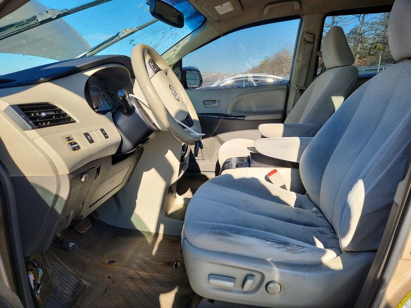 Photo 7 from auction – 2013 TOYOTA SIENNA LE with VIN 5TDKK3DC6DS369019