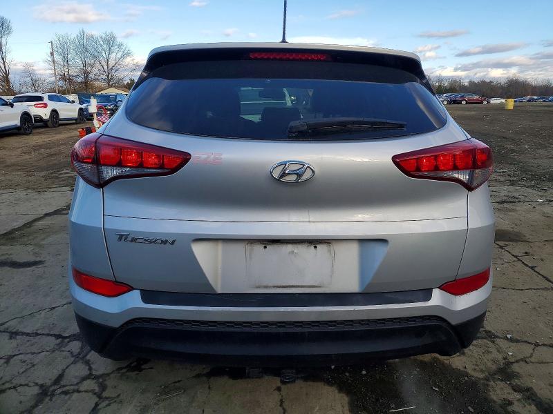 Photo 6 from auction – 2016 HYUNDAI TUCSON SE with VIN KM8J23A47GU224110