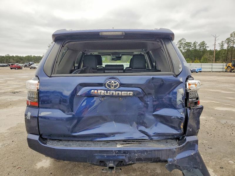 Photo 6 from auction – 2020 TOYOTA 4RUNNER SR with VIN JTEZU5JR6L5227069