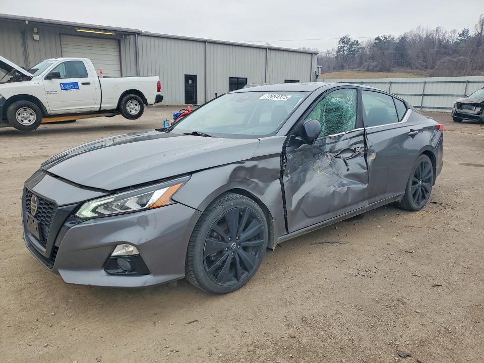 NISS ALTIMA 2022 with VIN 1N4BL4CV8NN329057 - Photo from auction