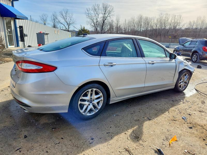Photo 3 from auction – 2016 FORD FUSION with VIN 3FA6P0H70GR350607