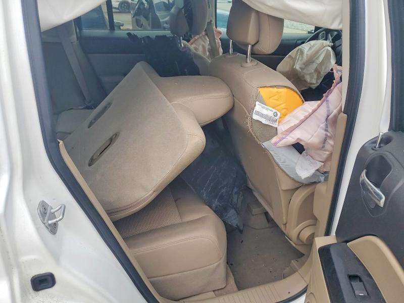 Photo 11 from auction – 2014 JEEP PATRIOT LA with VIN 1C4NJPFB9ED601606