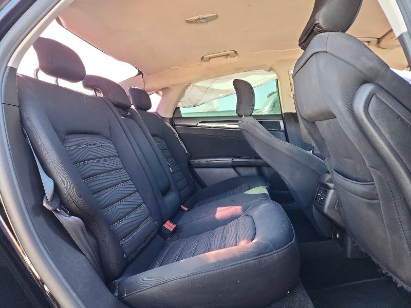 Zdjęcie 10 z aukcji – 2016 FORD FUSION z VIN 3FA6P0H78GR165284