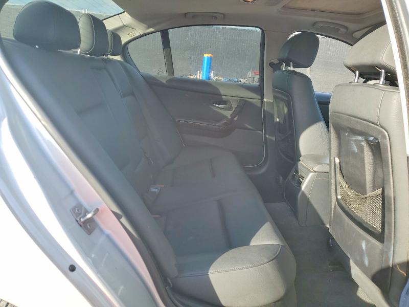 Photo 10 from auction – 2009 BMW 328 I with VIN WBAPH73559A174206