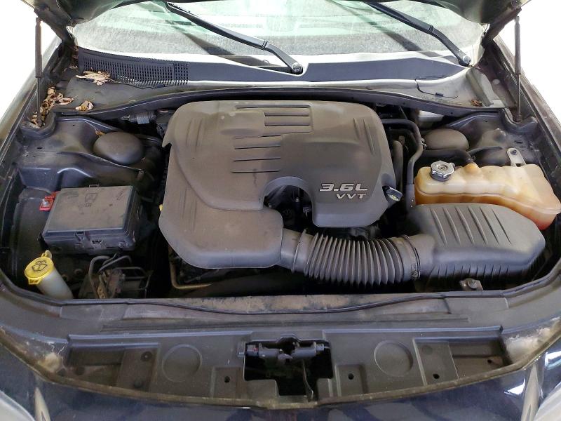Photo 11 from auction – 2014 CHRYSLER 300 S with VIN 2C3CCABG0EH286640