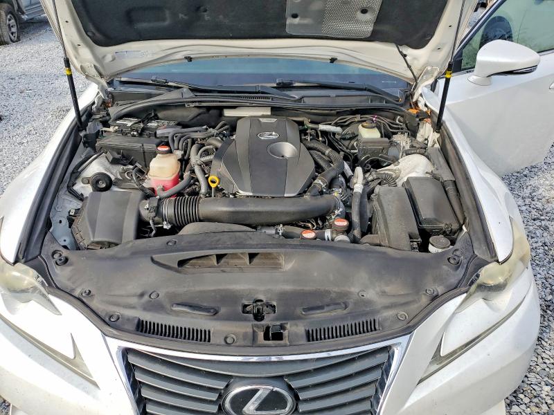 Photo 11 from auction – 2016 LEXUS IS 200T with VIN JTHBA1D21G5021734