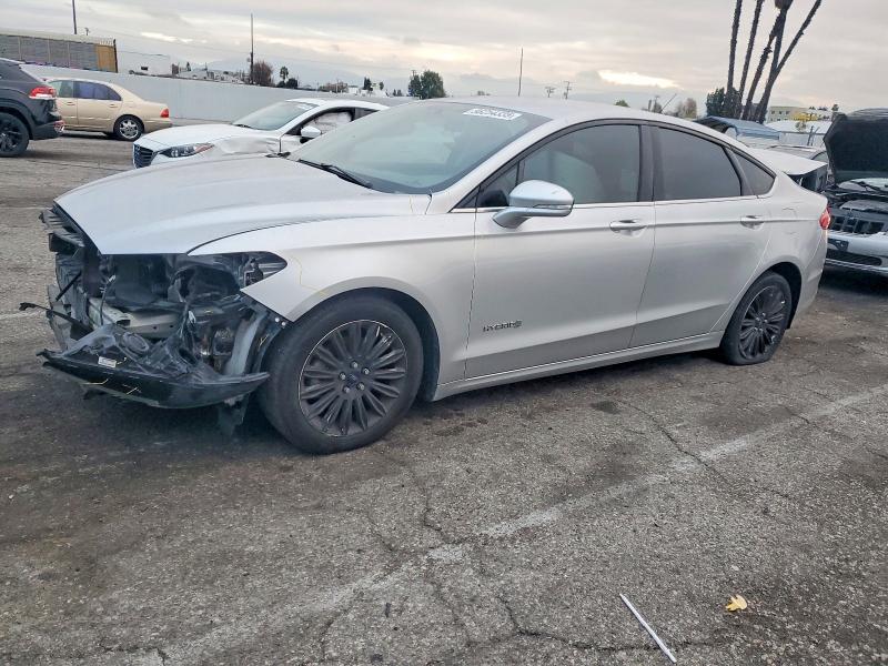 FORD FUSION SE 2016 with VIN 3FA6P0LU3GR344944 - Photo from auction