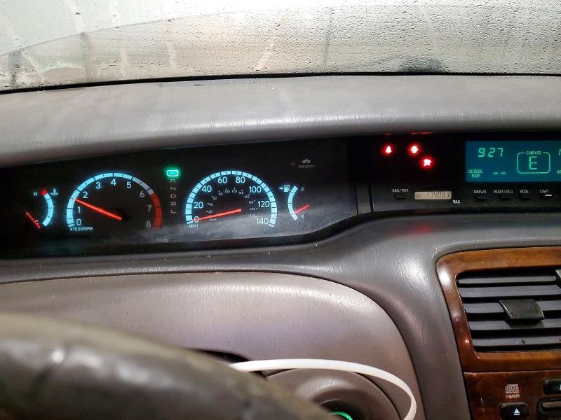 Photo 9 from auction – 2002 TOYOTA AVALON XL with VIN 4T1BF28BX2U255979