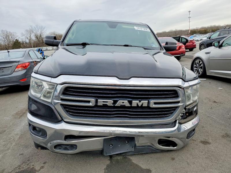 Photo 5 from auction – 2019 RAM 1500 with VIN 1C6RRFBG3KN890369