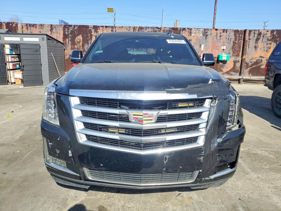 Photo 5 from auction – 2017 CADILLAC ESCALADE with VIN 1GYS4HKJ5HR262261