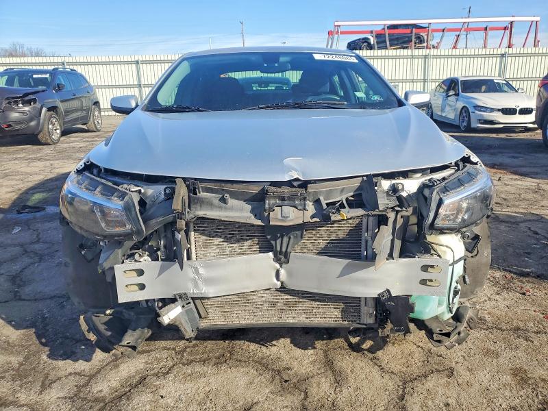 Photo 5 from auction – 2016 CHEVROLET MALIBU LT with VIN 1G1ZE5ST4GF318958